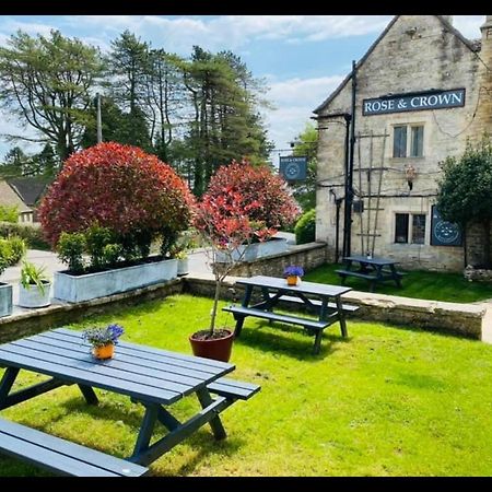 The Rose & Crown Farmhouse Kitchen Nympsfield Exterior foto