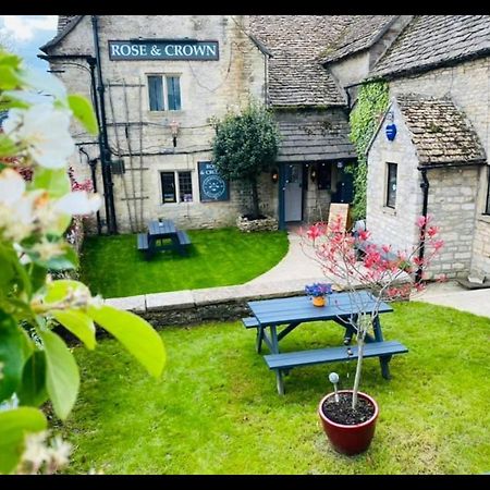 The Rose & Crown Farmhouse Kitchen Nympsfield Exterior foto
